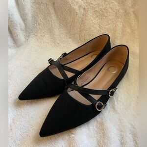 Journee Collection Black Pointed Flats with Straps